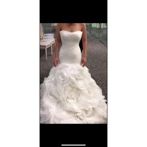 Vera Wang Wedding Dress
